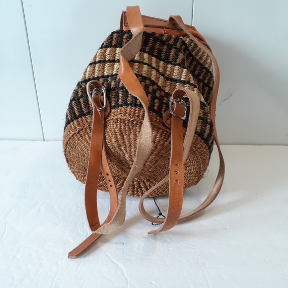 Backpack Purse Leather & Straw Made In Kenya Bohemian Y2K - Picture 7 of 10
